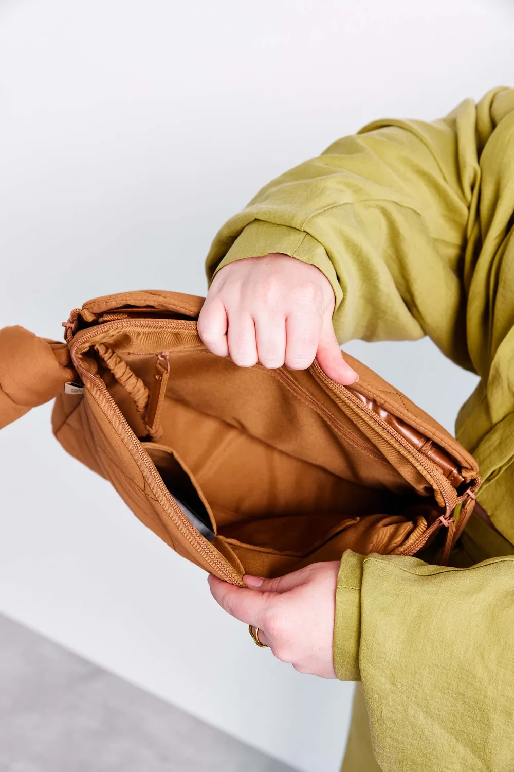 Beis Clutch borsa fasciatoio Wild Child