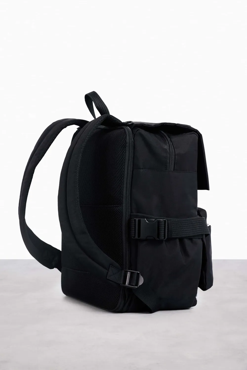Beis Ultimate Diaper Backpack zaino fasciatoio nero stazione