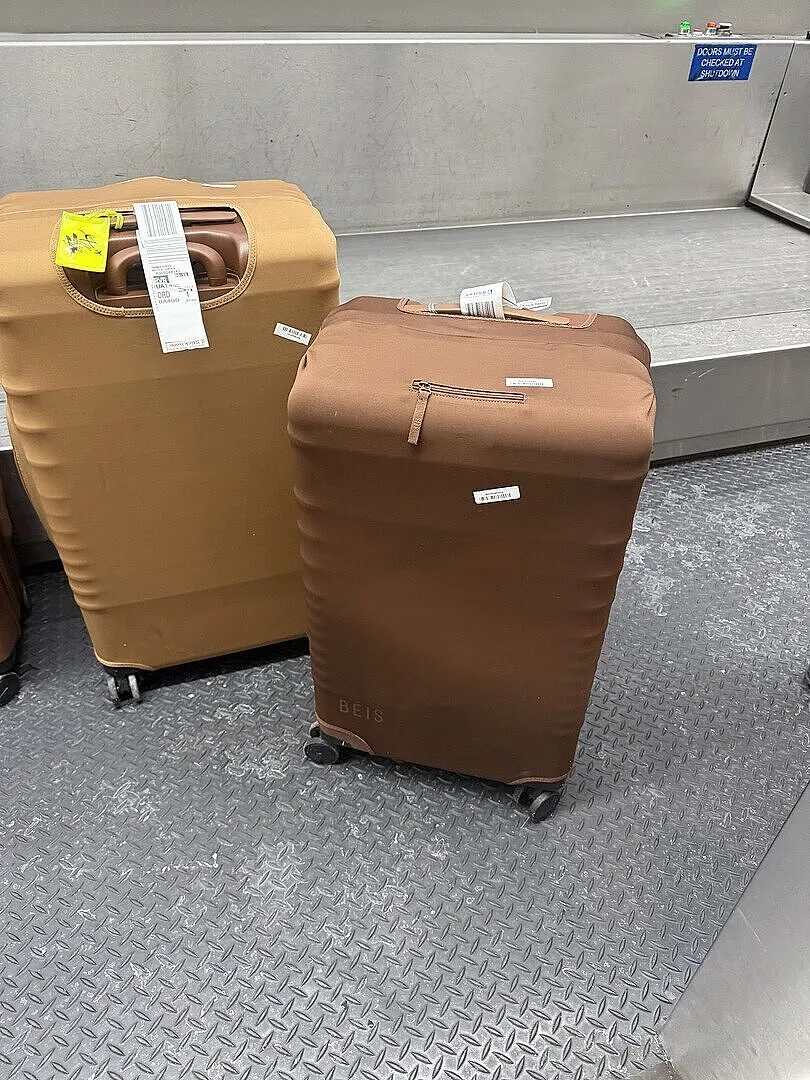 Beis Carry-On copertura valigia beige da viaggio