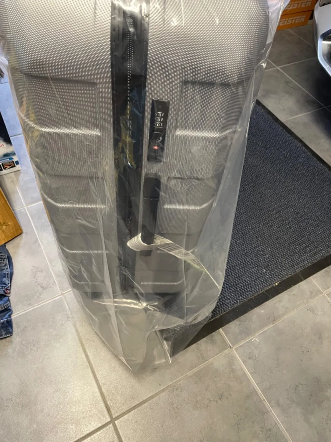 Roncato RV18 trolley grande 77 cm nero 4 ruote