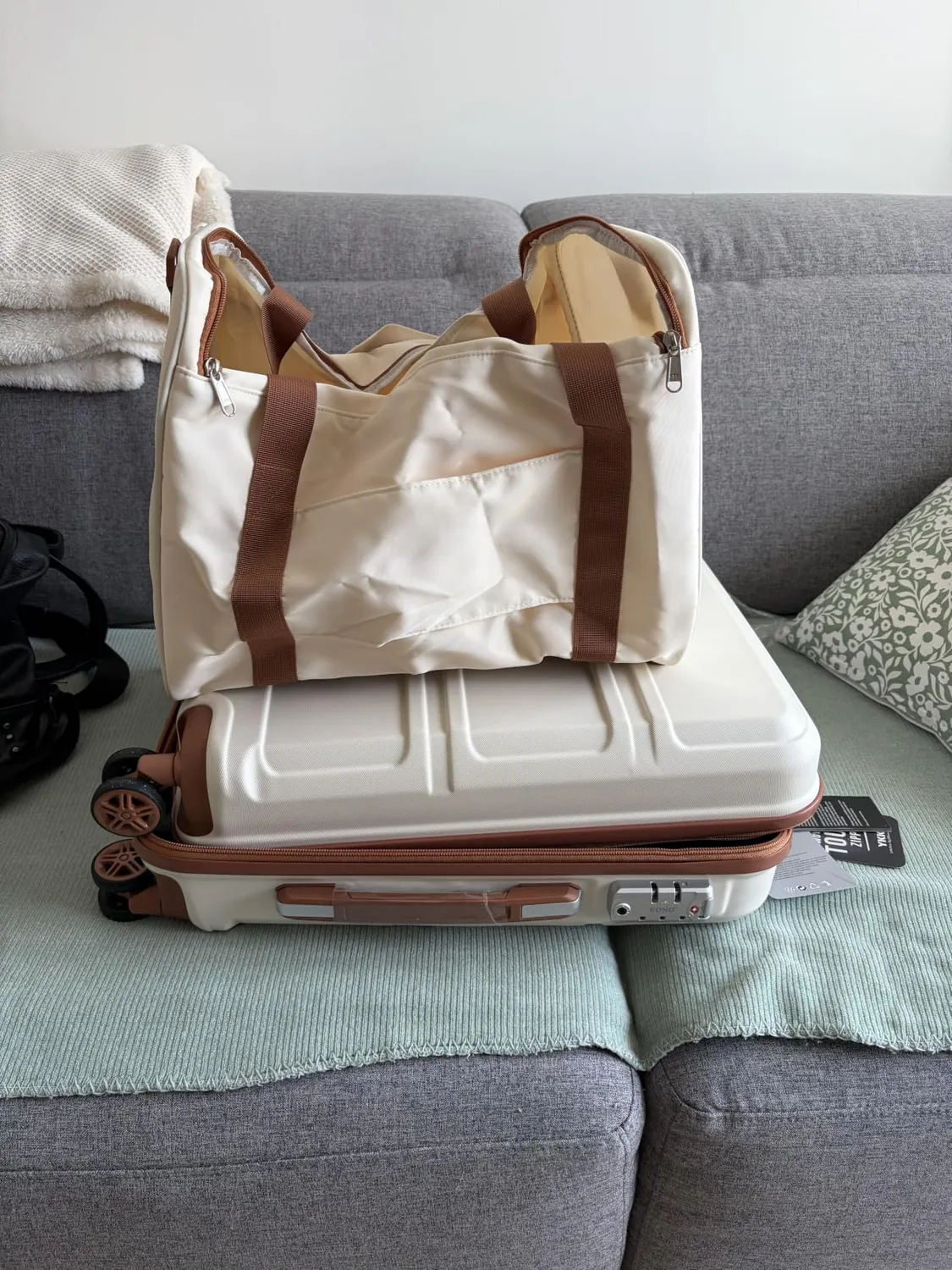 Kono Set 2 Valigia 55cm + Borsa 40x30x20 Nero Rigido