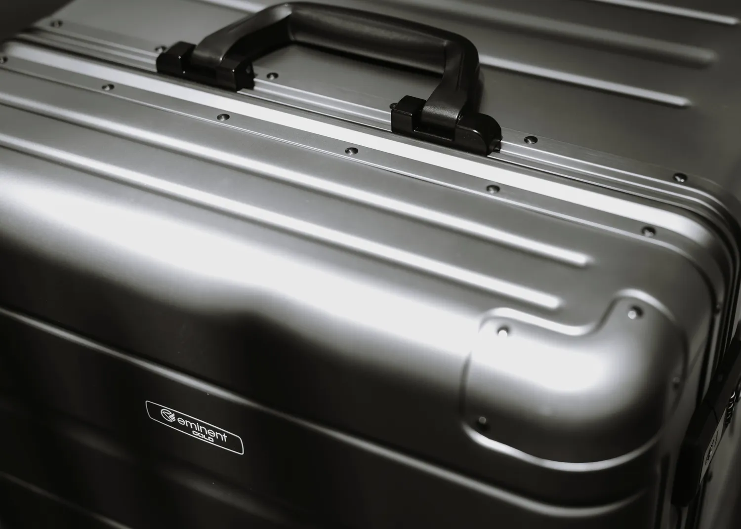 Eminent Athens Medio trolley alluminio TSA argento