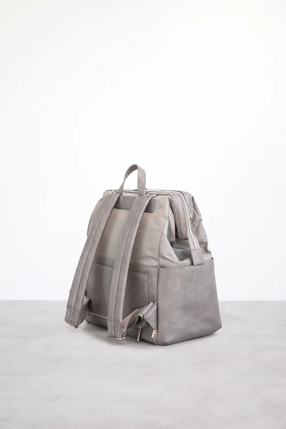 Beis Backpack Diaper Bag zaino fasciatoio grigio con fasciatoio