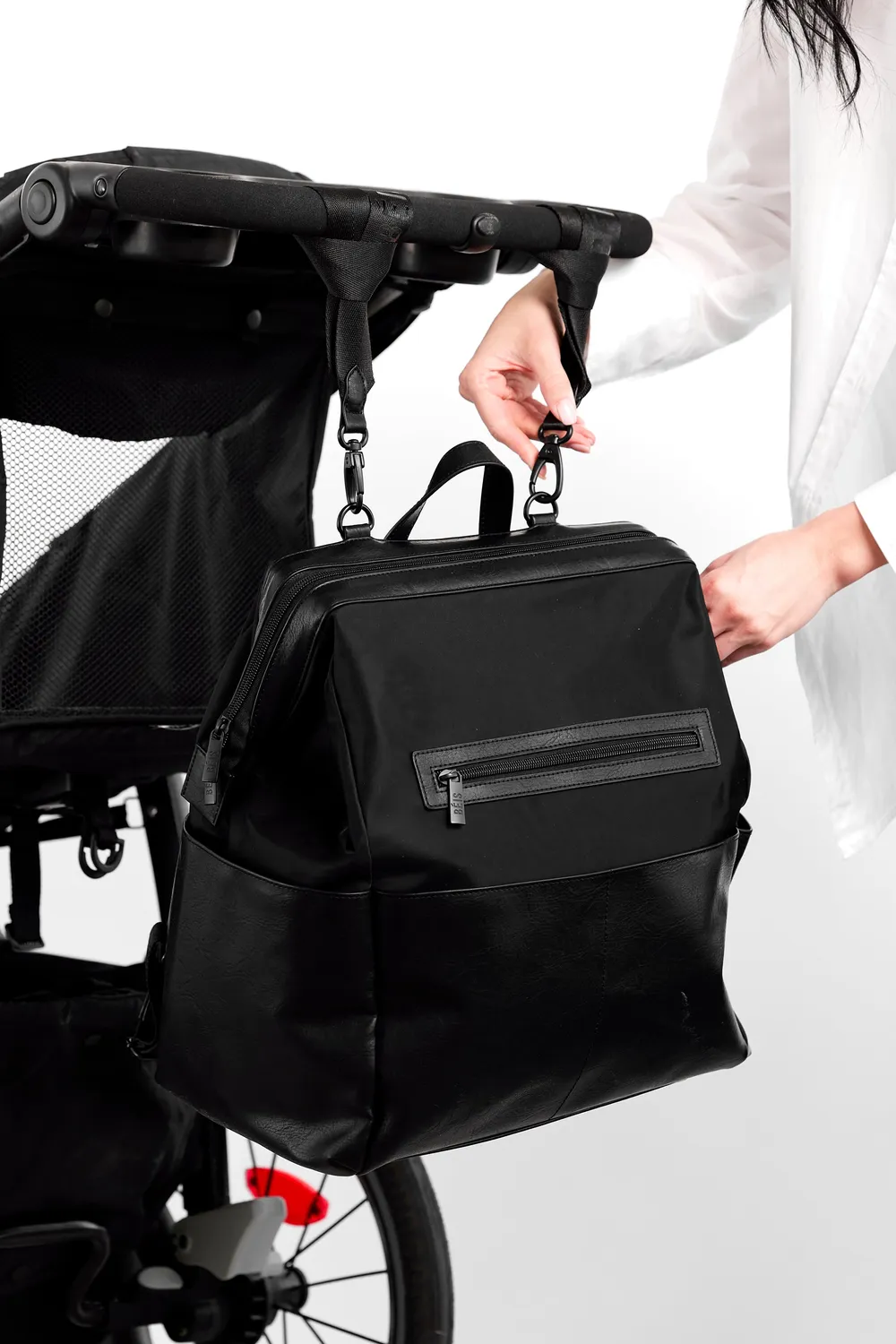 Beis Backpack Diaper Bag zaino nero fasciatoio
