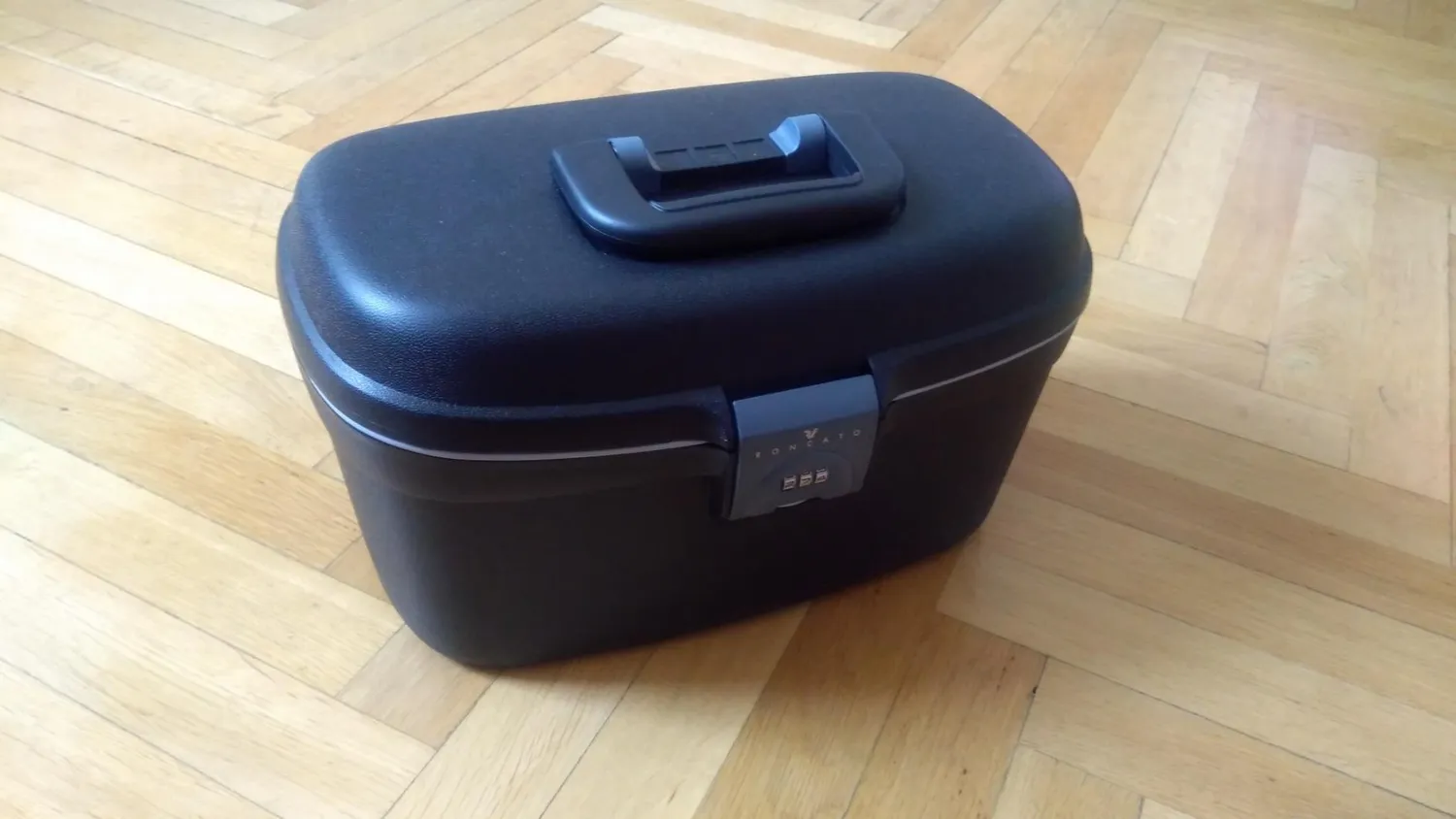 Roncato Light Beauty Case Rigido Blu Navy 13L