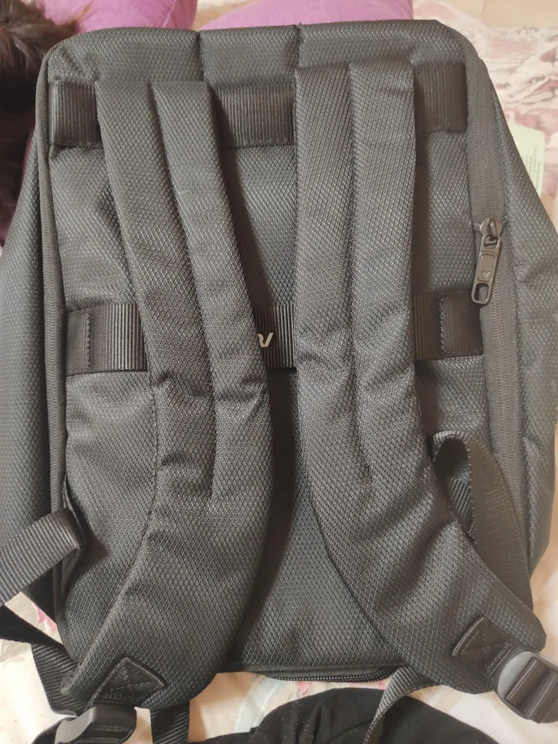 Roncato Ironik 2.0 Zaino Nero Ryanair 40x25 Espandibile