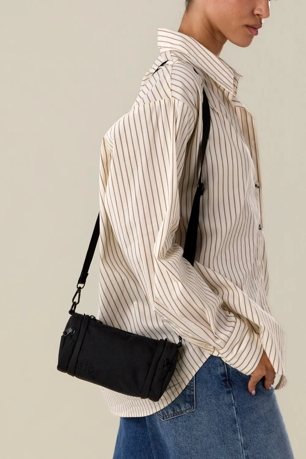 Beis Expandable Crossbody Charm tracollina Black espandibile