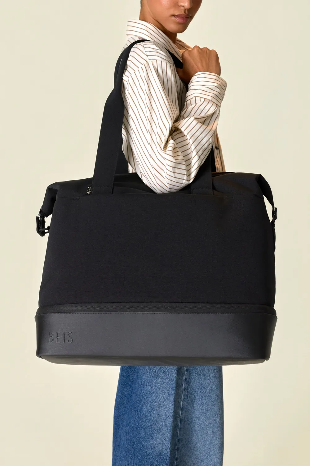 Beis The Weekend Travel Set borsone nero + beauty
