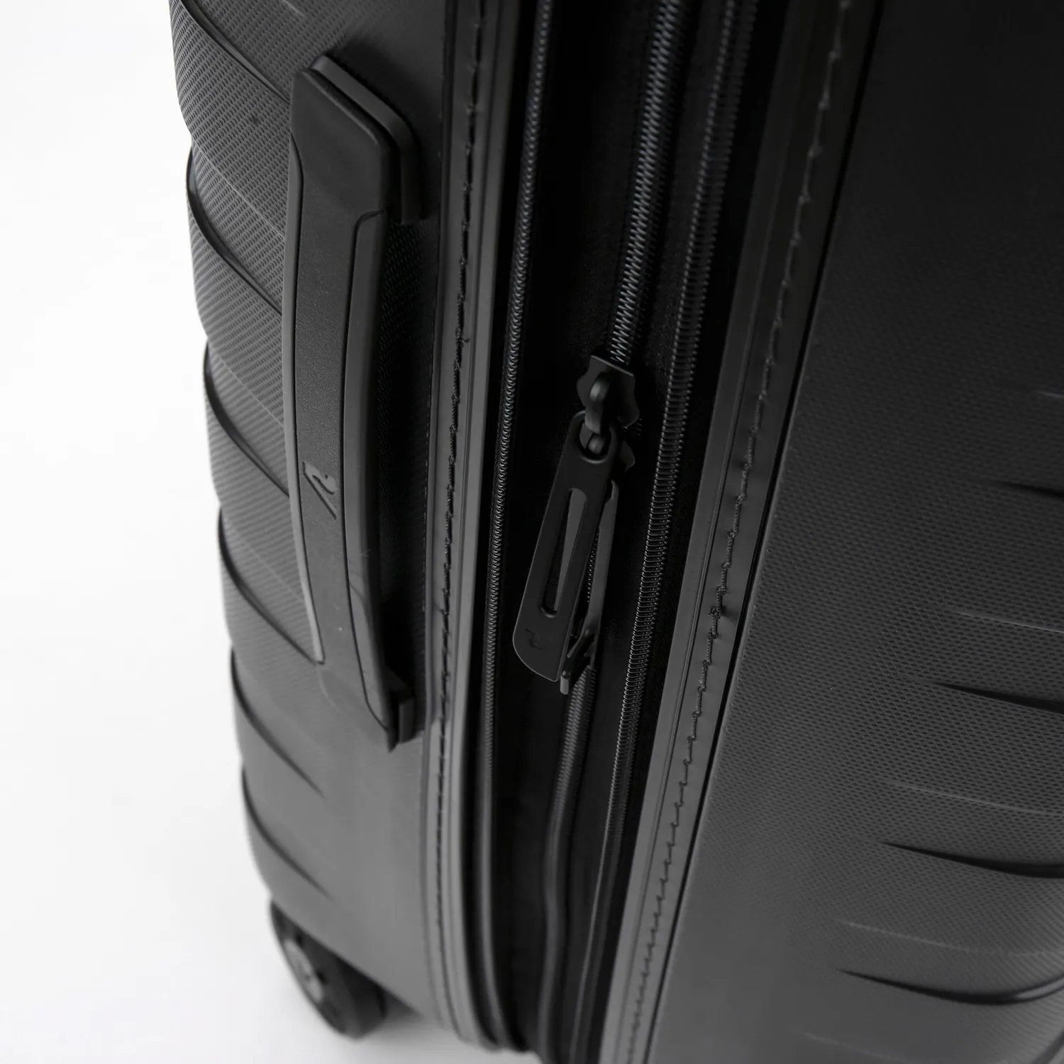 Roncato Box 4.0 trolley grande 80cm nero rigido 130L