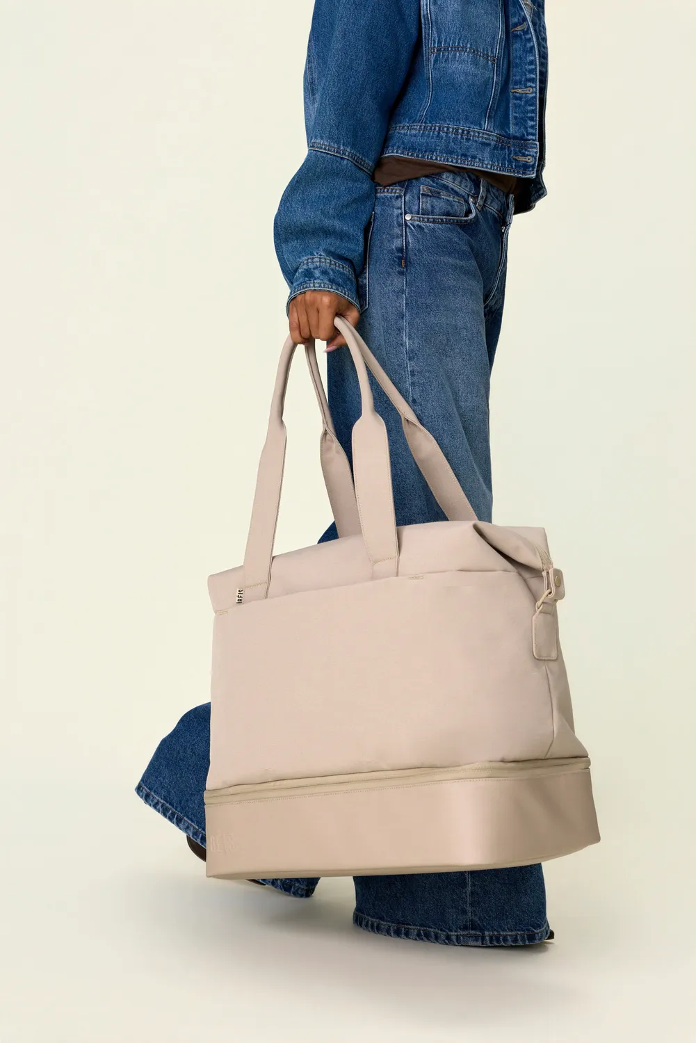 Beis The Starter Set weekender trolley beige