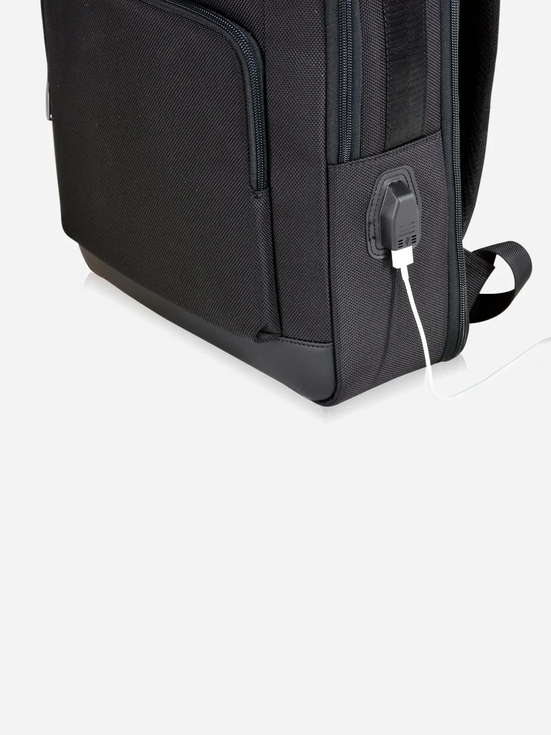 Eminent Urban Elite zaino nero porta PC 14" espandibile USB