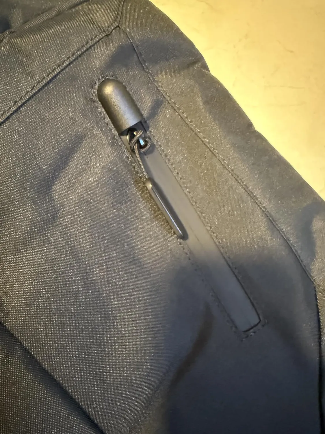 Kono zaino porta PC 15,6 pollici nero antifurto