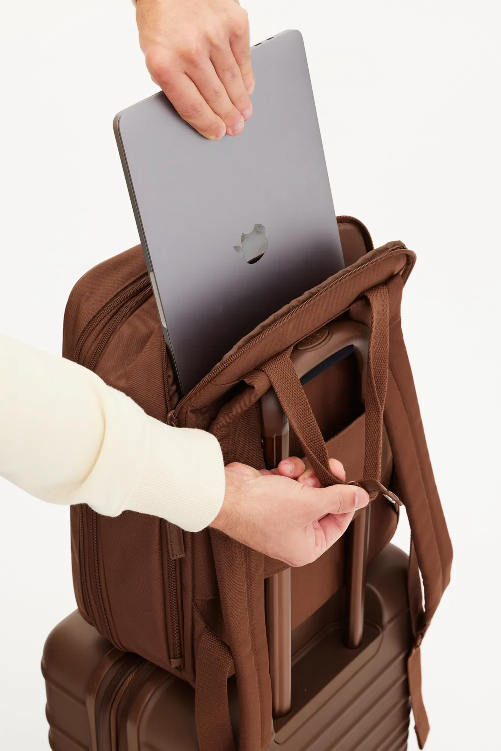 Beis The Expandable Backpack zaino Maple espandibile