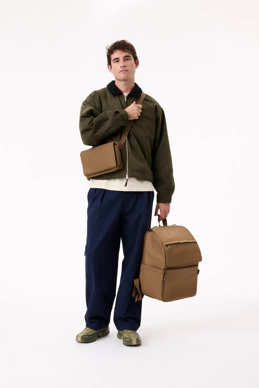 Beis Ultimate Diaper Backpack zaino camel fasciatoio