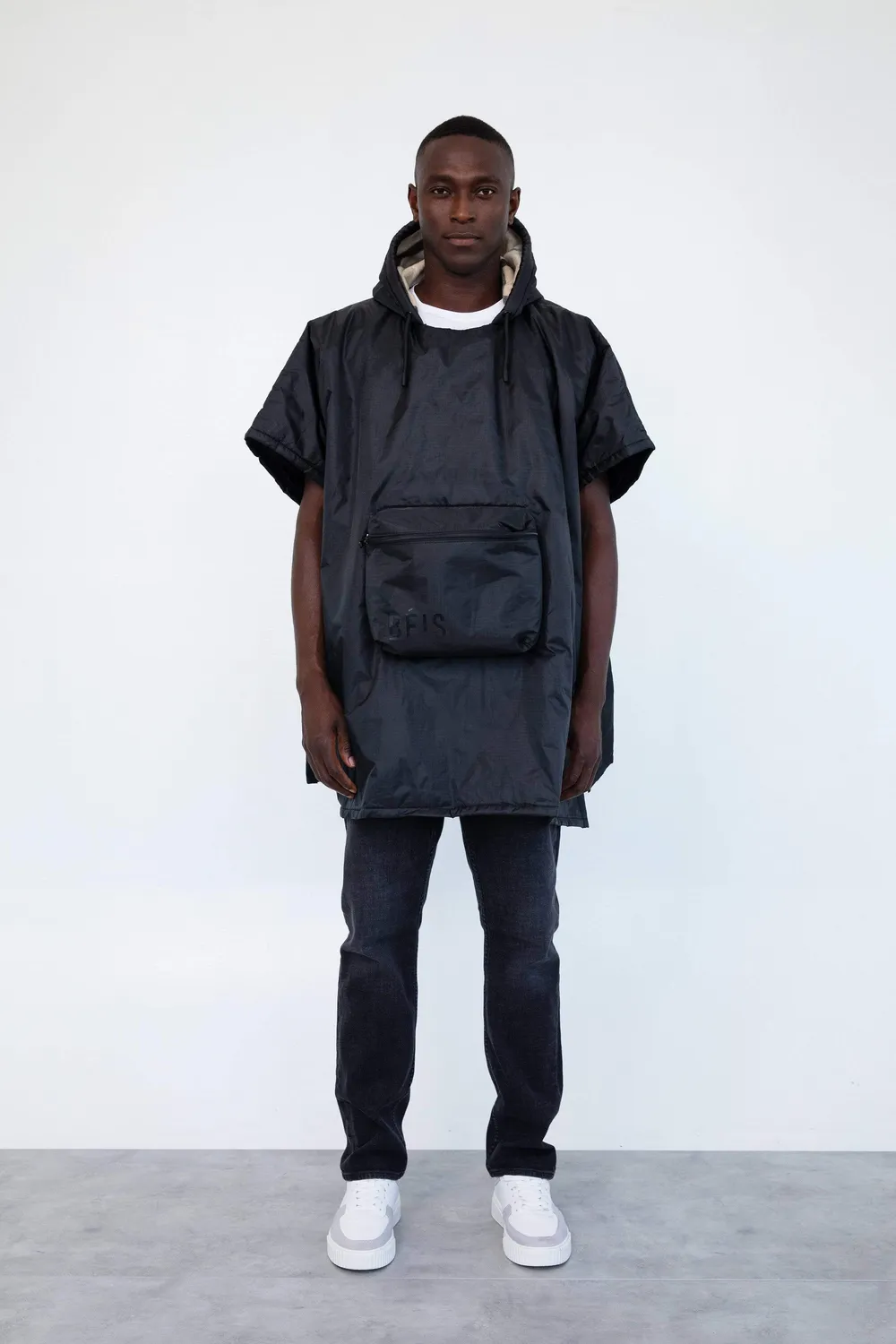 Beis Packable Poncho mantella Nero richiudibile