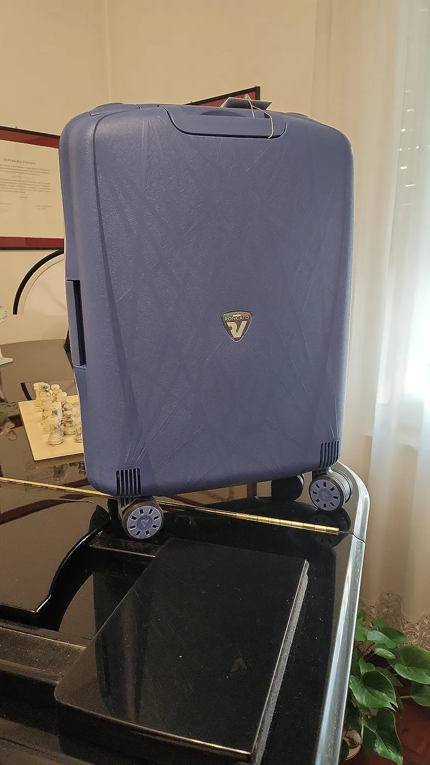 Roncato Light Trolley Cabina Rigido magenta TSA
