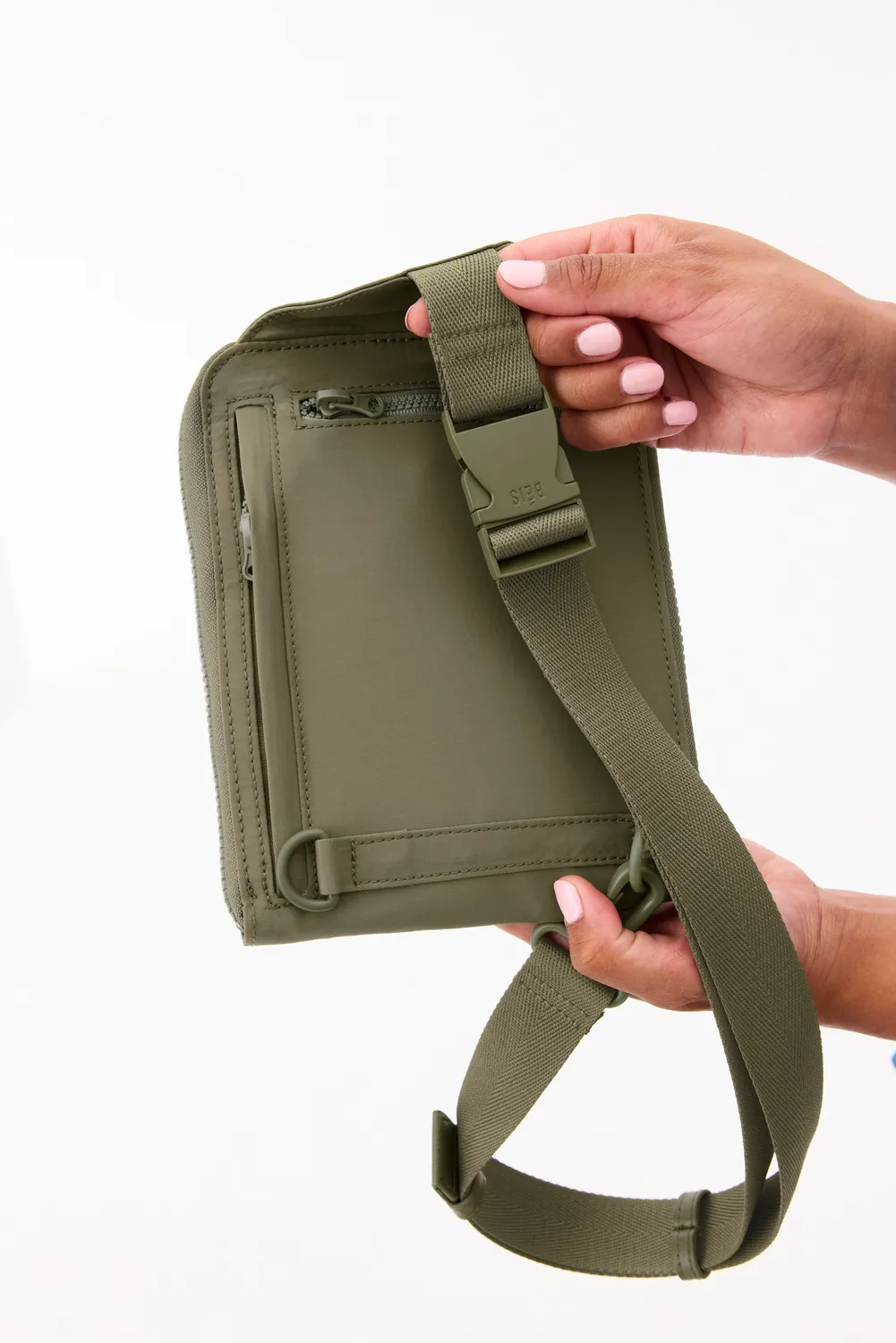 Beis Sport Sling marsupio oliva da palestra