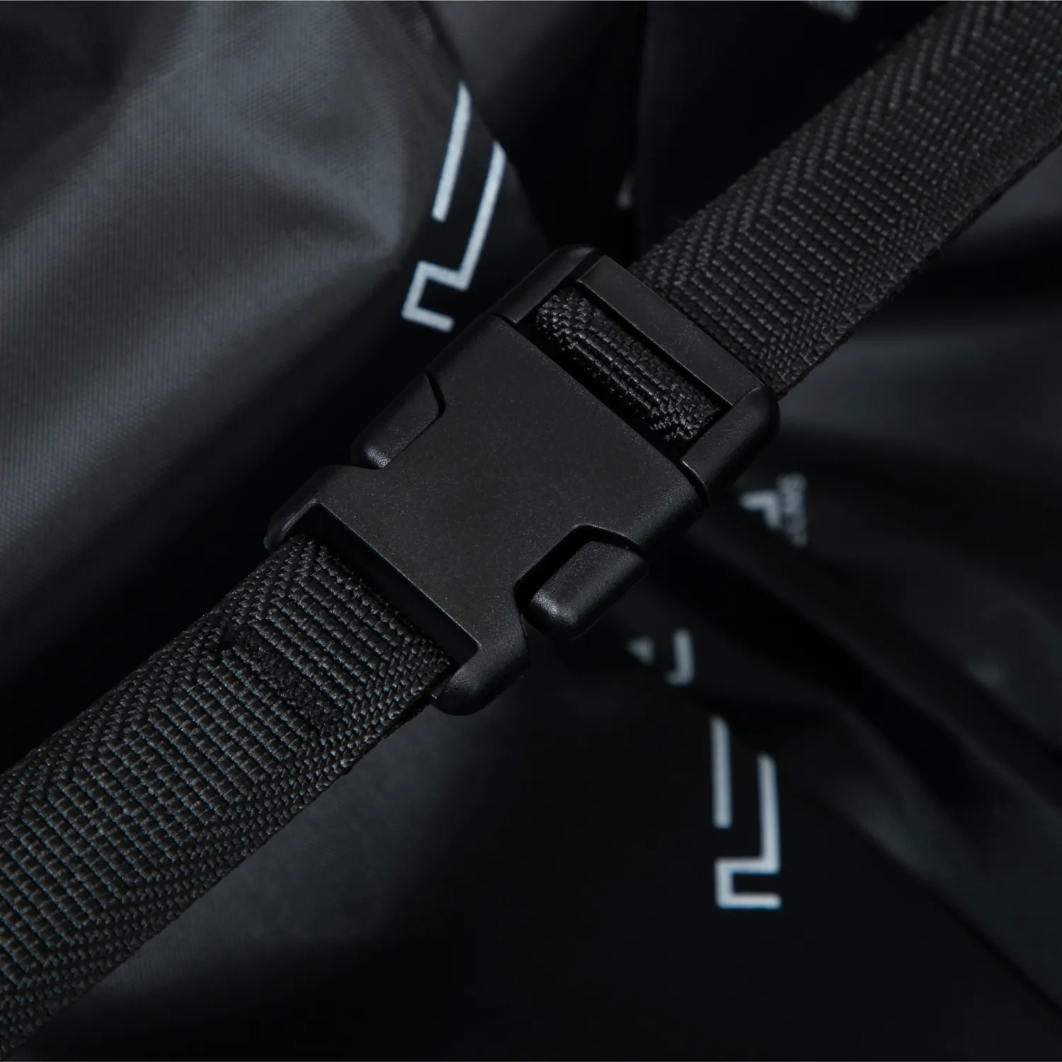CELIMS Trunk Valigia Rigida XL 80x43x35 Noir TSA