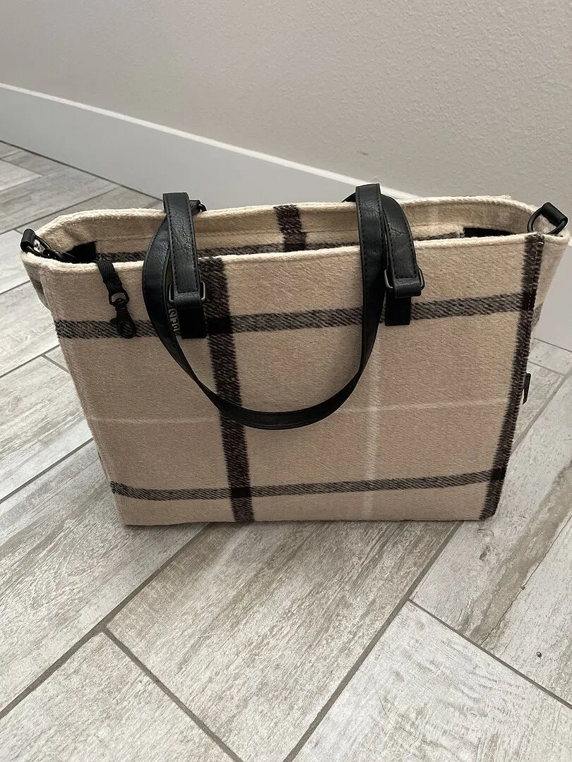 Beis Work Tote tote bag black croc nera vegana