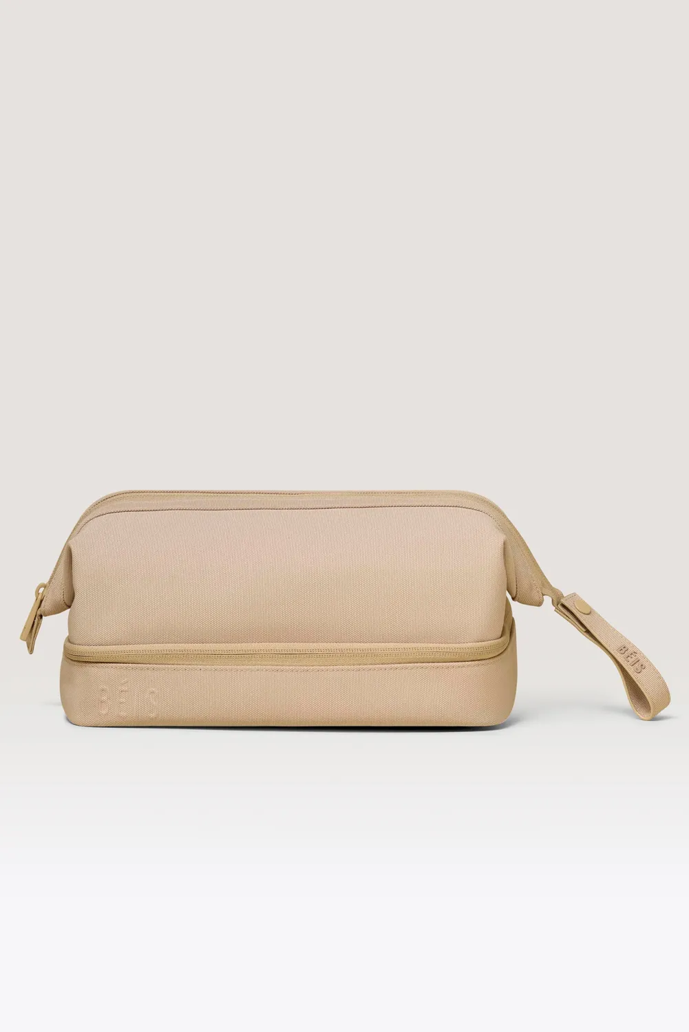 Beis The Weekend Travel Set weekender + beauty beige
