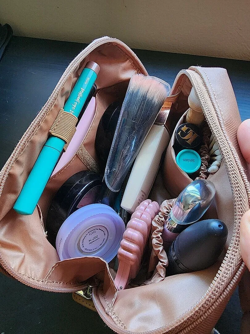 Beis Small Cosmetic Pouch nera pochette wipeable