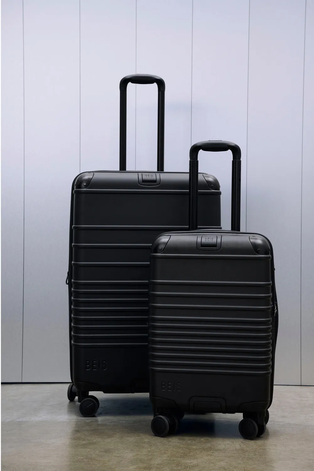 Beis Hybrid Check-In Roller valigia stiva Nero rigida