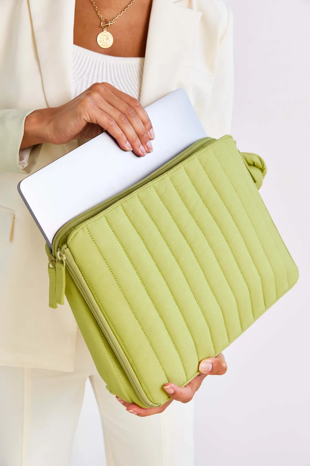Beis The Clutch Play Date borsa fasciatoio clutch