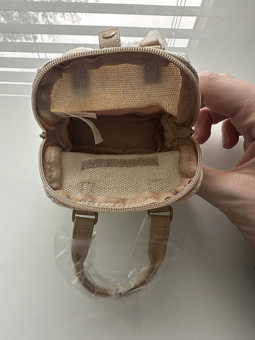 Beis Airplane Charm portachiavi beige con zip