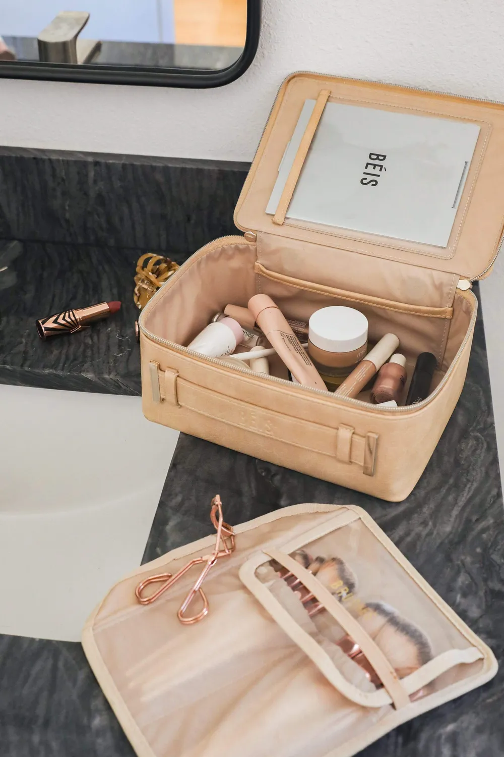Beis The Cosmetic Case beauty case beige impermeabile