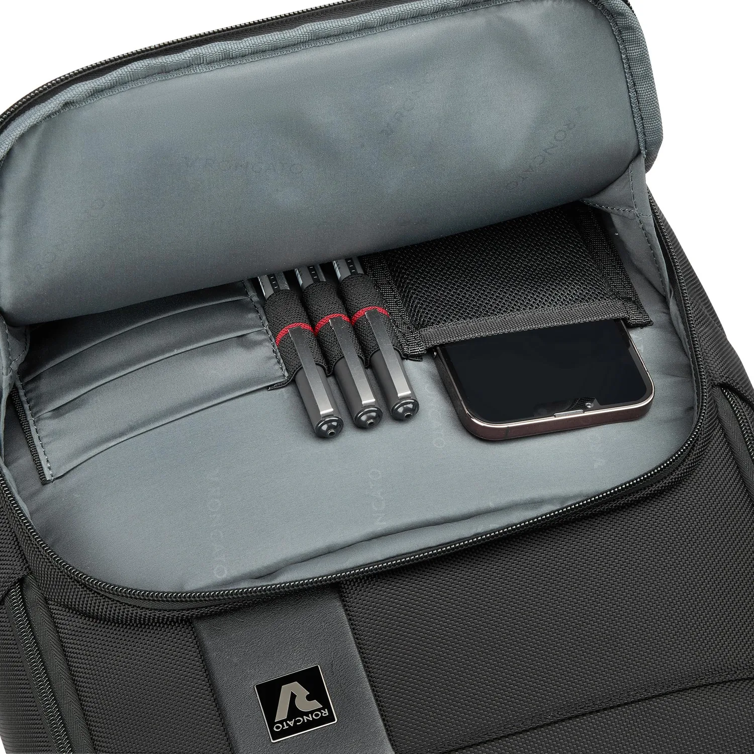 Roncato Cambridge Zaino Lavoro 40x30x15 Nero PC 14 Slim