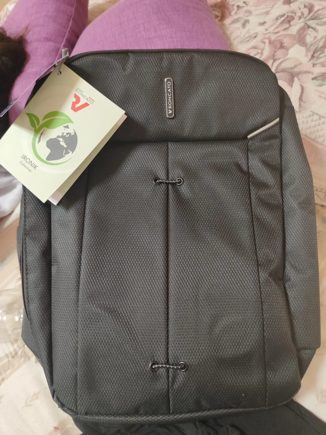 Roncato Ironik 2.0 Zaino Nero Ryanair 40x25 Espandibile