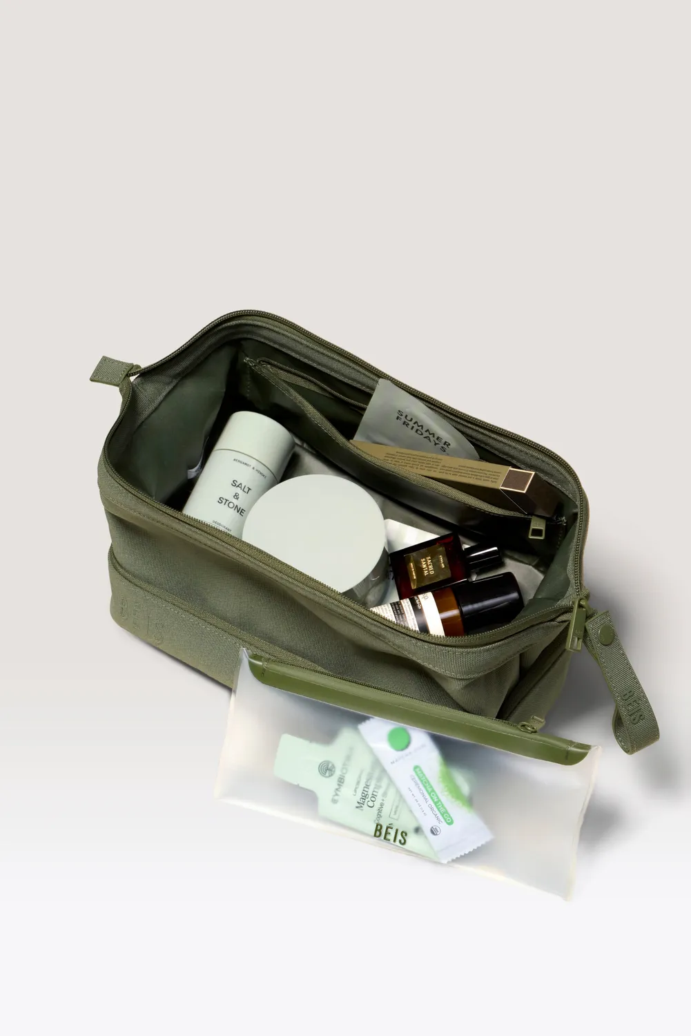 Beis The Dopp Kit beauty case Olive anti-perdita