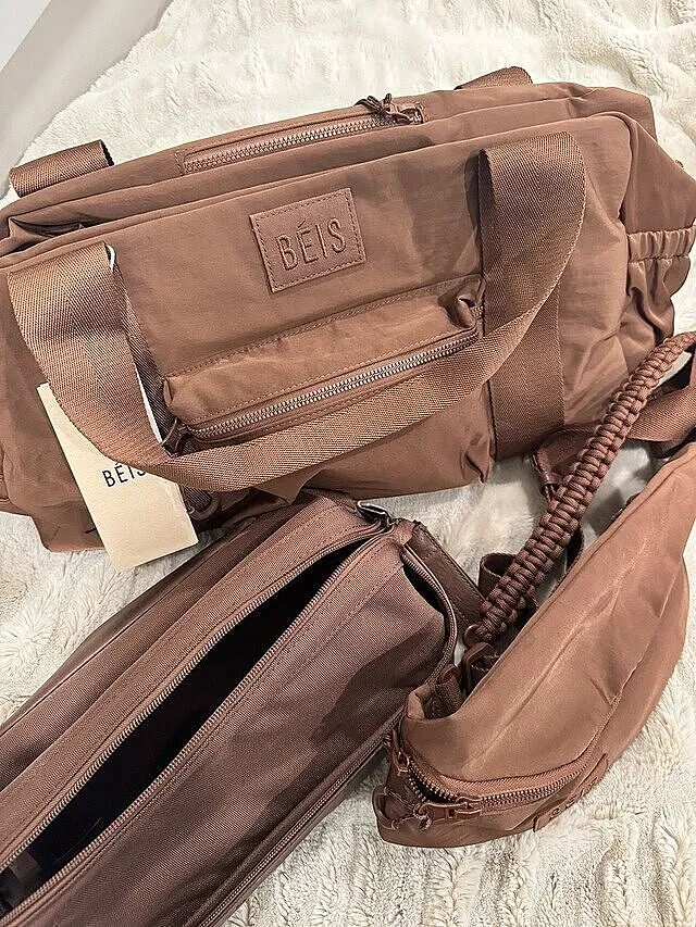 Beis The Dopp Kit pochette Maple con gancio