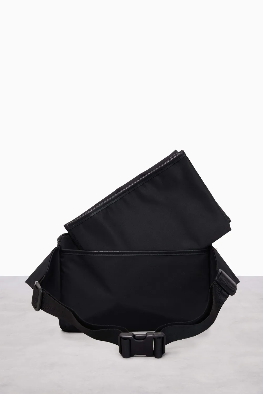 Beis The Diaper Pack marsupio fasciatoio nero compatto