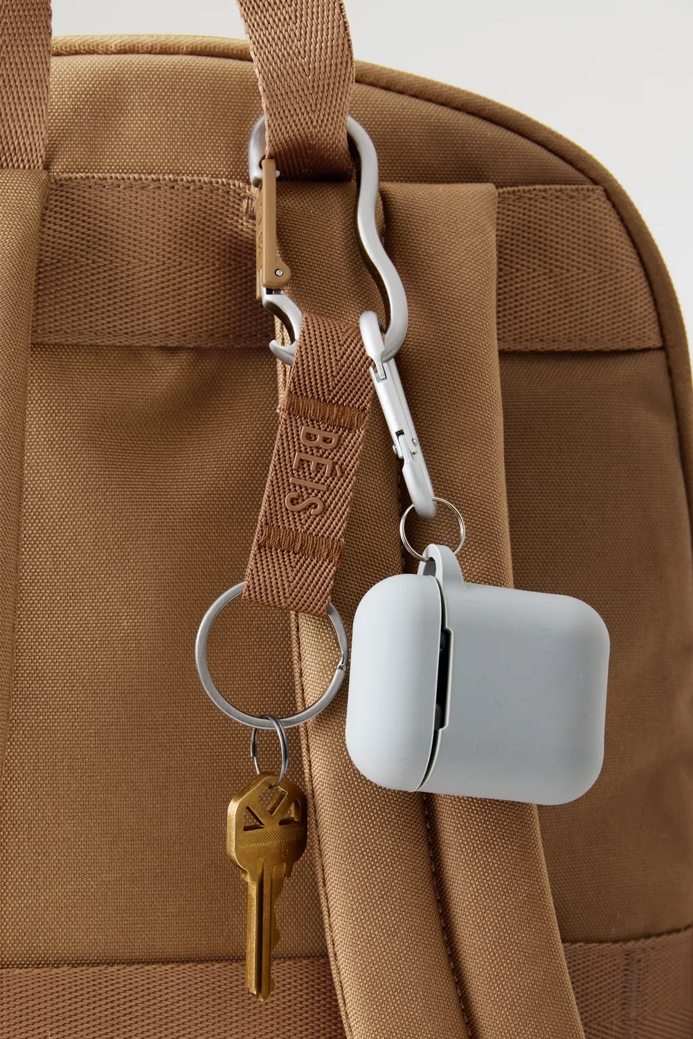 Beis The Carabiner moschettone camel