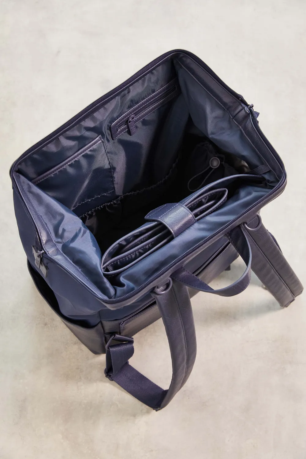 Beis Backpack Diaper Bag zaino fasciatoio blu navy con fasciatoio