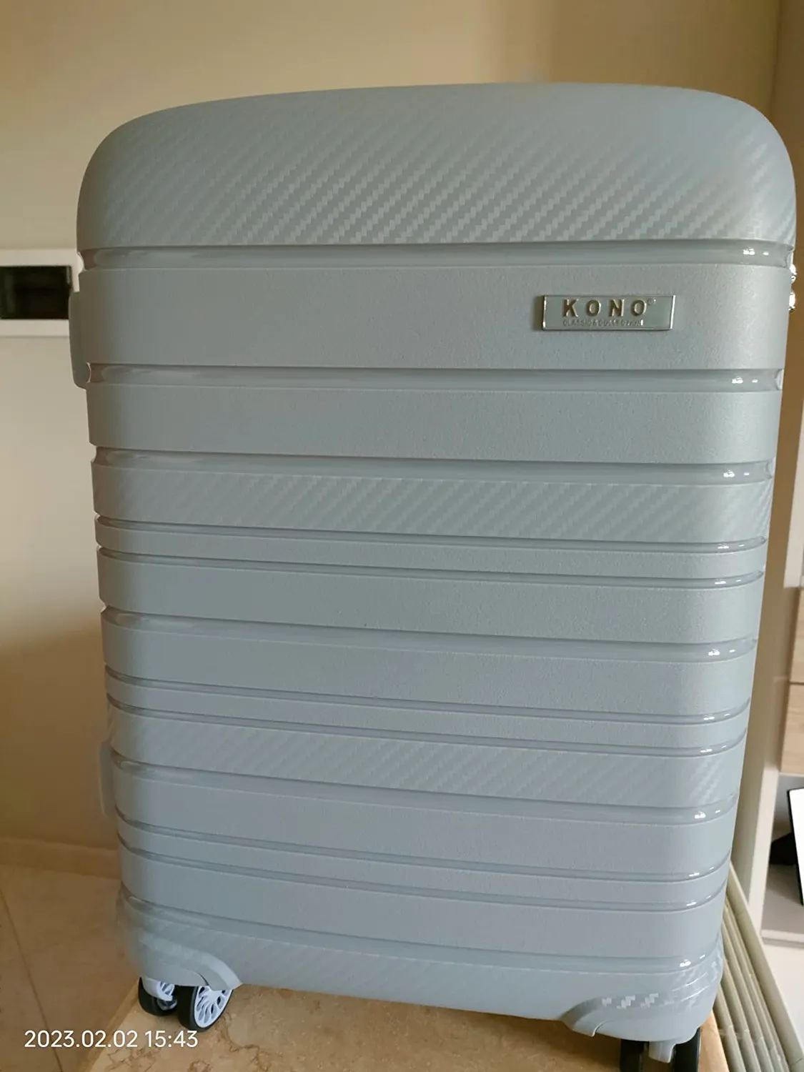 Kono valigia rigida polipropilene TSA trolley YKK leggero