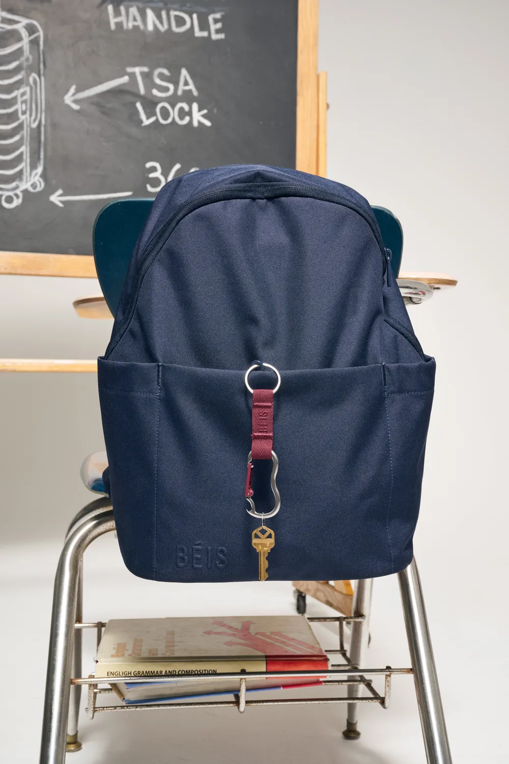 Beis The Carabiner moschettone burgundy