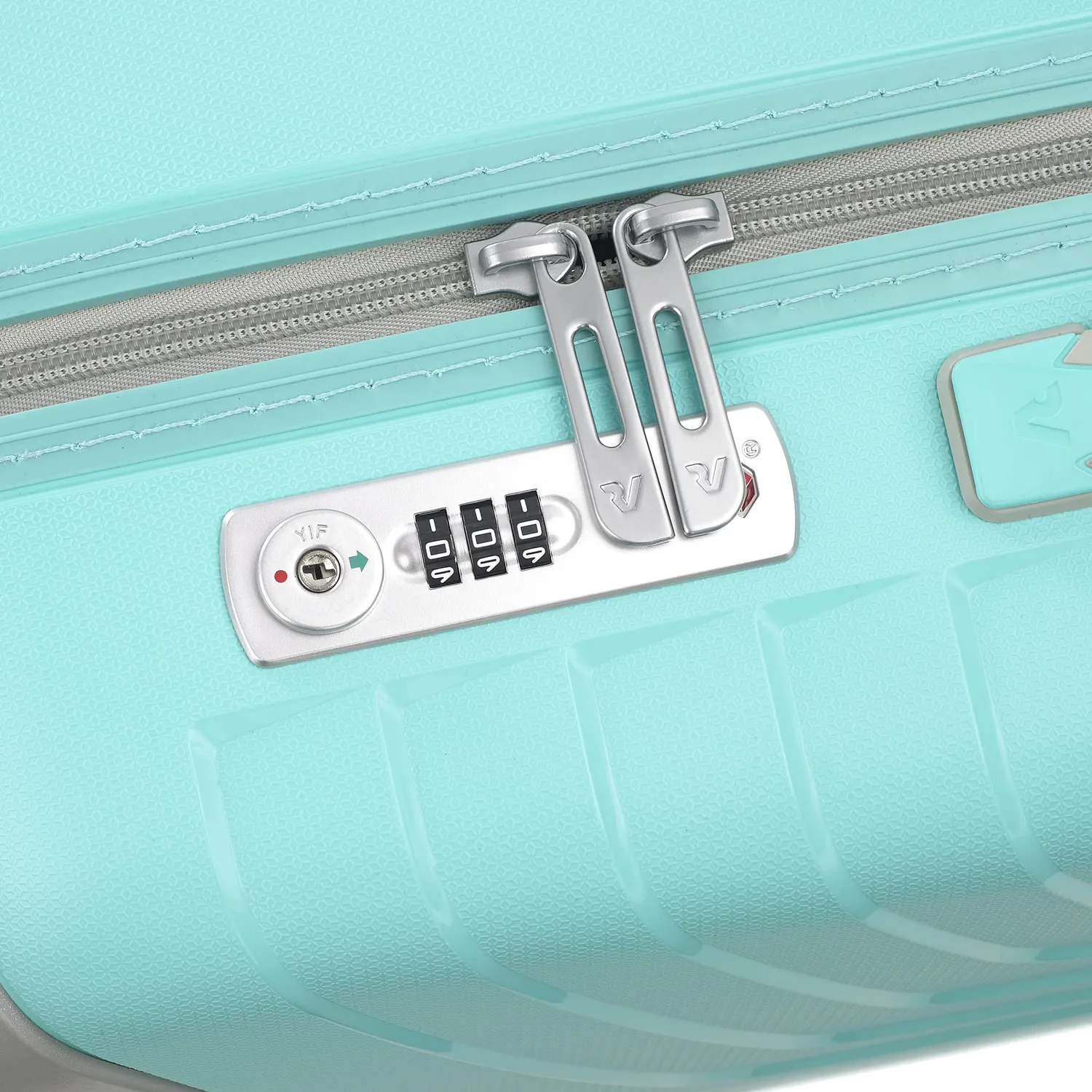 Roncato Ypsilon 2.0 Eco Trolley Rigido Medio 69 cm Verde Acqua