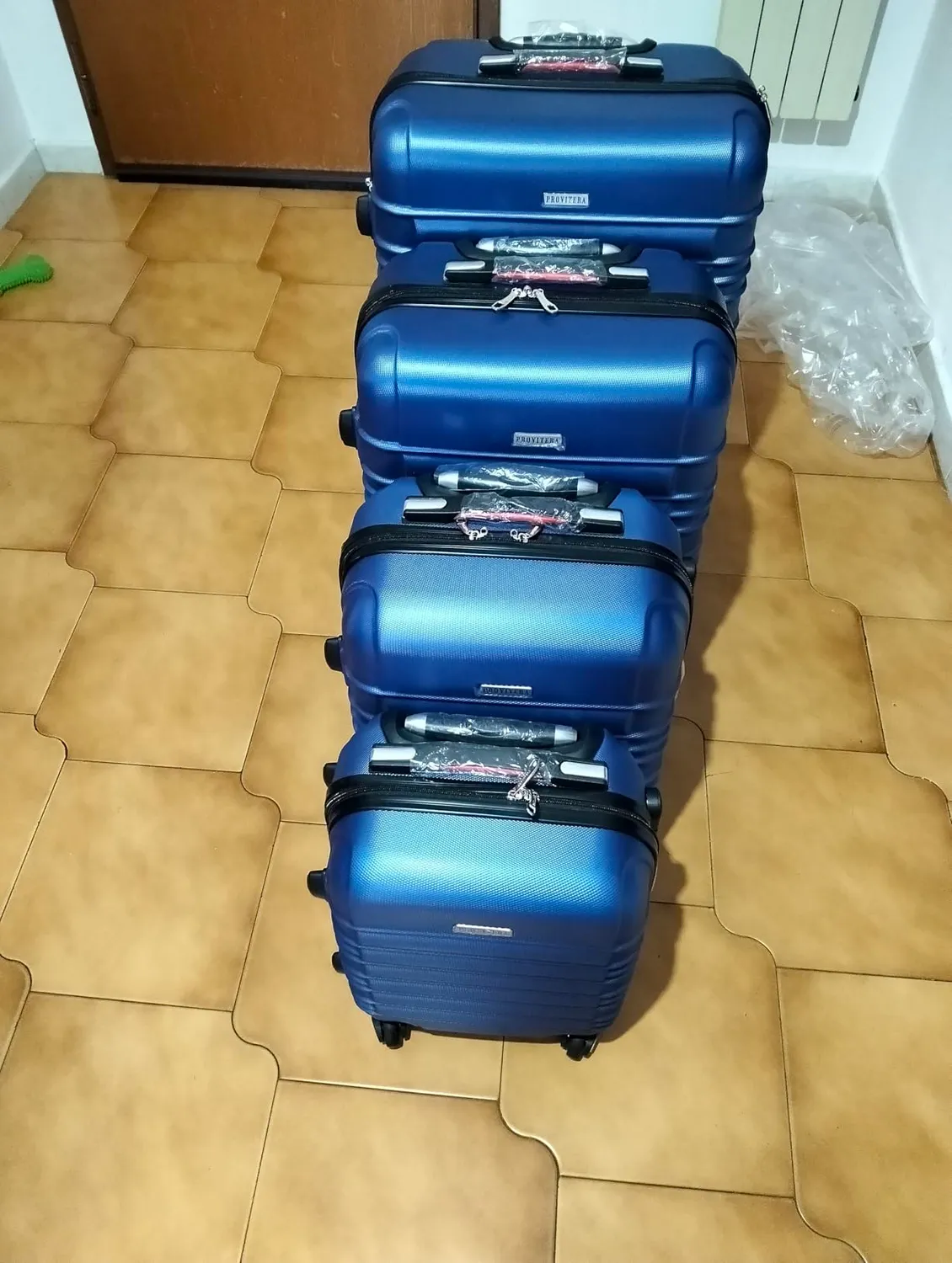 Provitera Set 4 Valigie Rigide ABS S-M-L-XL Trolley Argento