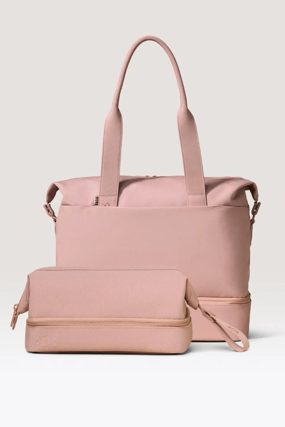 Beis The Weekend Travel Set borsone Atlas Pink + beauty