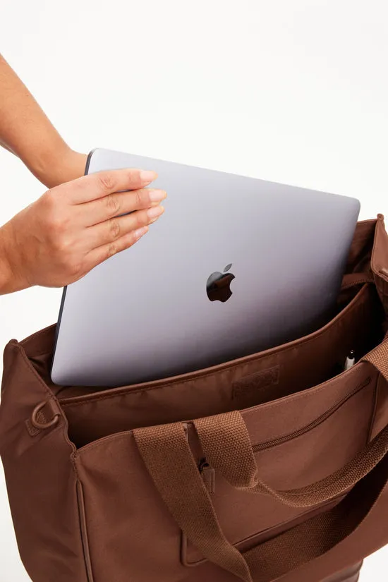 Beis East To West borsa tote acero riciclata