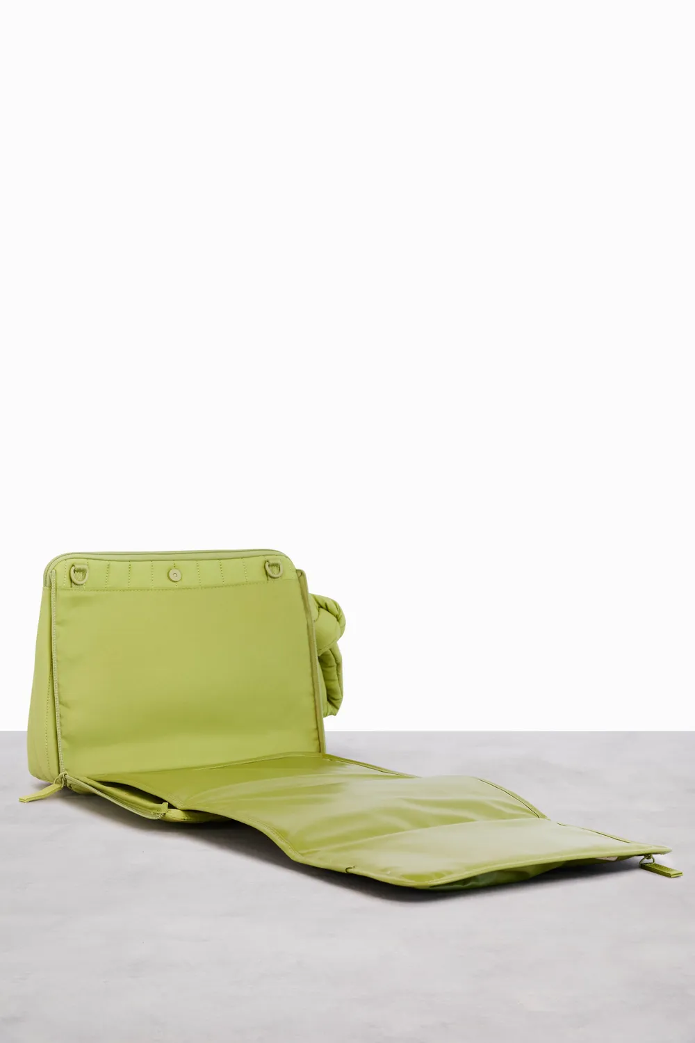 Beis The Clutch Play Date borsa fasciatoio clutch