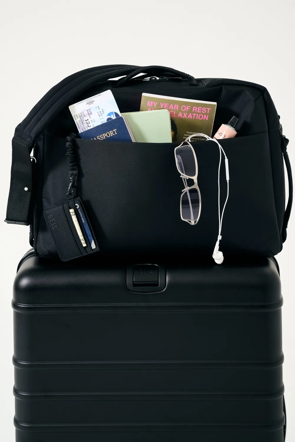 Beis Ultimate Travel Duffle borsone nero apribile piatto