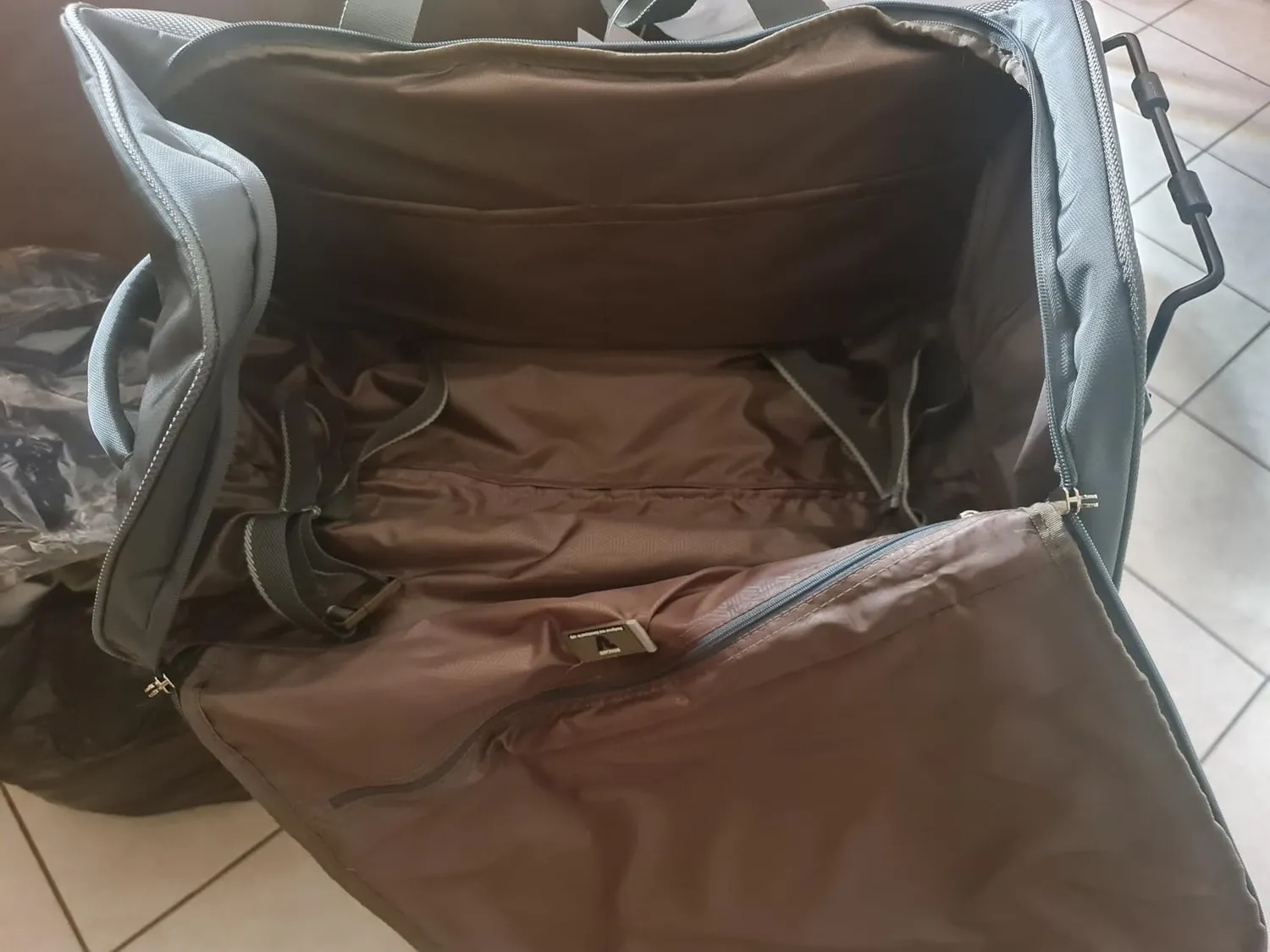 Roncato Joy borsone trolley espandibile antracite
