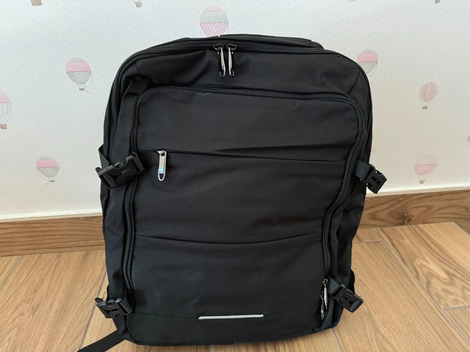 Kono EasyJet Zaino 45x36x20 30L nero marrone porta pc 15,6