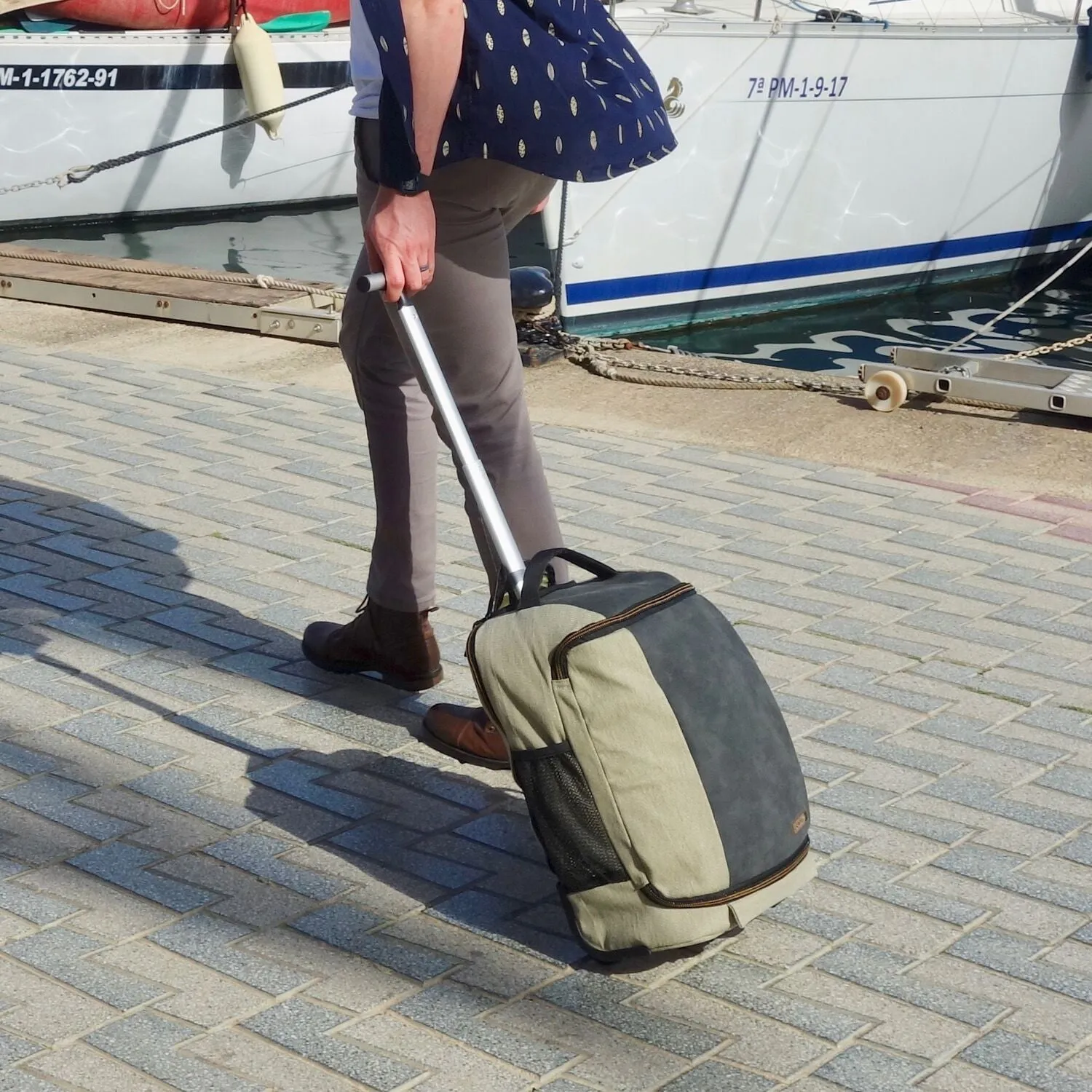 Cabin Max Lyon Manhattan 30L Hybrid trolley zaino 45x35x20